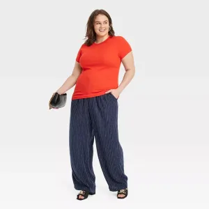 Women's Slim Fit Short Sleeve Ribbed T-Shirt